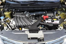 2013款日产骊威劲锐版1.6L