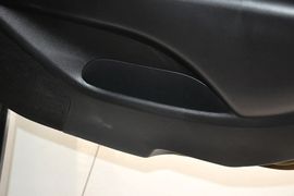 2013款日产骊威劲锐版1.6L