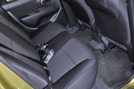 2013款日产骊威劲锐版1.6L