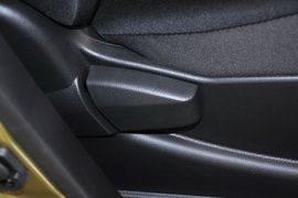 2013款日产骊威劲锐版1.6L