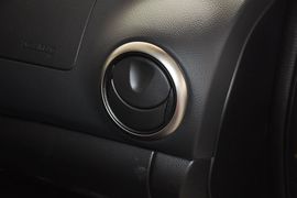 2013款日产骊威劲锐版1.6L