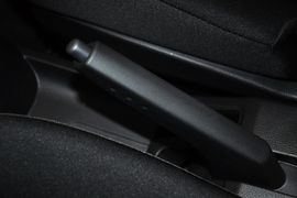 2013款日产骊威劲锐版1.6L