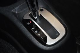 2013款日产骊威劲锐版1.6L