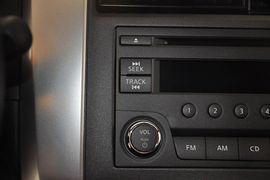 2013款日产骊威劲锐版1.6L