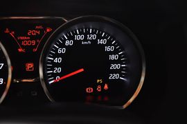 2013款日产骊威劲锐版1.6L