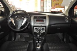 2013款日产骊威劲锐版1.6L