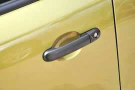 2013款日产骊威劲锐版1.6L