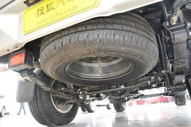 2011款日产帕拉丁2.4L手动四驱标准型