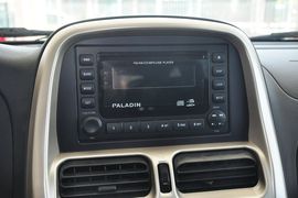 2011款日产帕拉丁2.4L手动四驱标准型