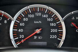 2011款日产帕拉丁2.4L手动四驱标准型