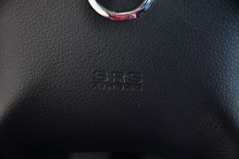 2011款日产帕拉丁2.4L手动四驱标准型