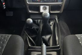 2011款日产帕拉丁2.4L手动四驱标准型