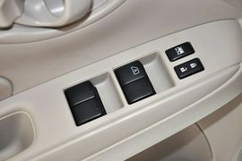 2011款日产阳光1.5XE