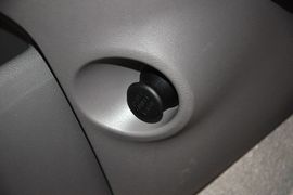 2011款日产阳光1.5XE