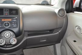 2011款日产阳光1.5XE