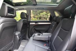 2013款起亚索兰托2.4GDI