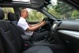 2013款起亚索兰托2.4GDI