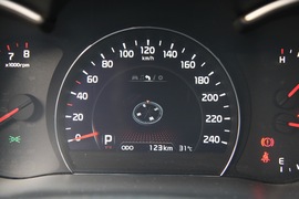 2013款起亚索兰托2.4GDI
