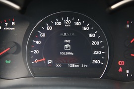2013款起亚索兰托2.4GDI