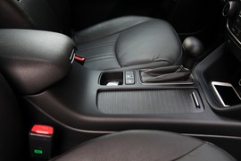 2013款起亚索兰托2.4GDI
