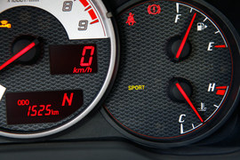 2013款丰田86自动豪华版试驾实拍