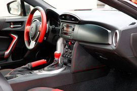 2013款丰田86自动豪华版试驾实拍