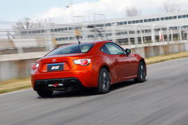 2013款丰田86自动豪华版试驾实拍