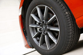 2013款丰田86自动豪华版试驾实拍