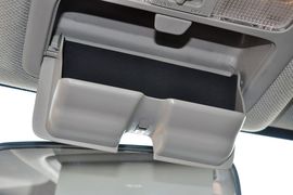 2012款日产奇骏2.5XL手动四驱豪华版