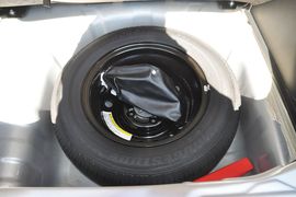 2013款日产骊威1.6XL