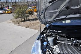 2013款日产骊威1.6XL