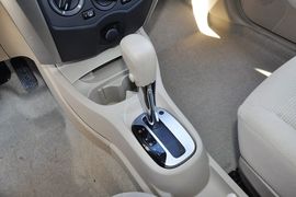 2013款日产骊威1.6XL