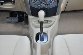 2013款日产骊威1.6XL