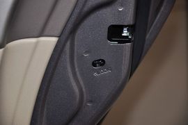 2012款日产轩逸经典1.6XE自动舒适版