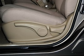 2012款日产轩逸经典1.6XE自动舒适版