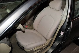 2012款日产轩逸经典1.6XE自动舒适版