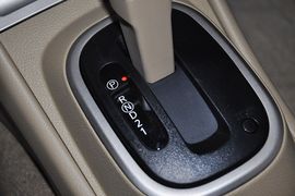 2012款日产轩逸经典1.6XE自动舒适版