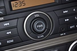 2012款日产轩逸经典1.6XE自动舒适版