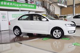 2013款斯柯达Rapid昕锐