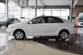2013款斯柯达Rapid昕锐