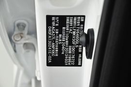 2013款丰田RAV4