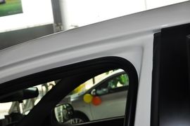 2013款丰田RAV4