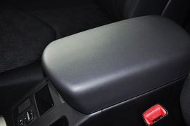 2013款丰田RAV4