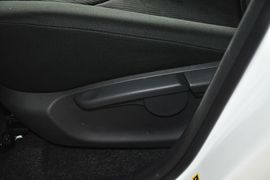 2013款丰田RAV4