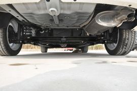 2013款北京汽车E150三厢版自动型