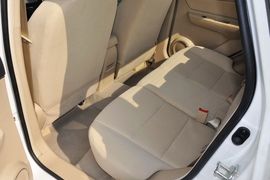 2013款北京汽车E150三厢版自动型