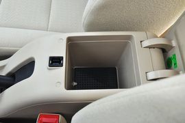 2013款北京汽车E150三厢版自动型