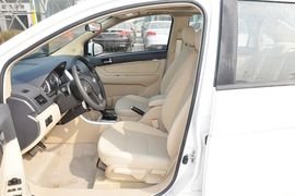 2013款北京汽车E150三厢版自动型