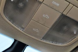 2013款北京汽车E150三厢版自动型