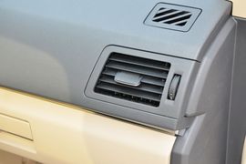 2013款北京汽车E150三厢版自动型